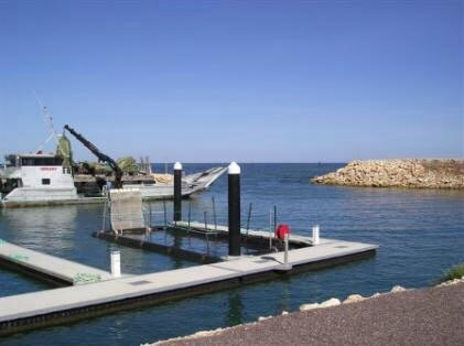 Arno Bay Boat Harbour-Arno Bay必去景点