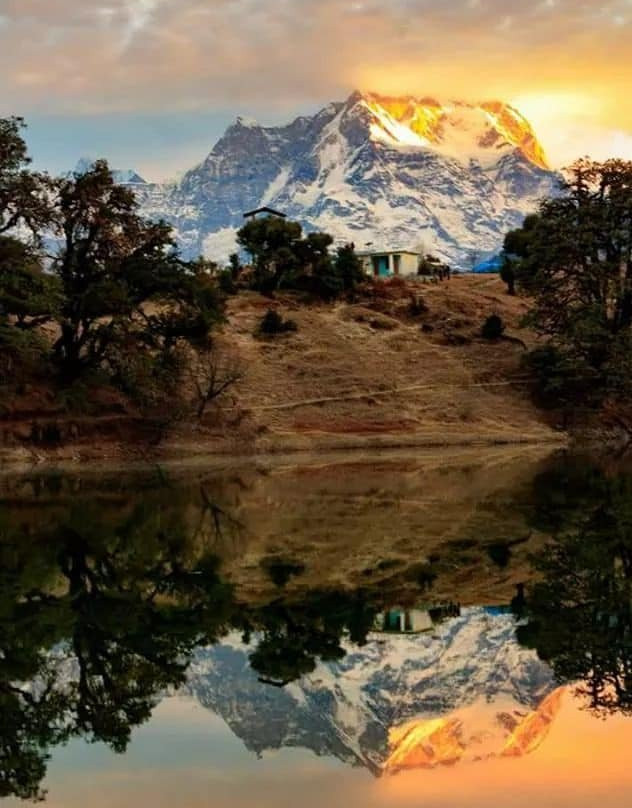Deoria Tal Lake景点图片