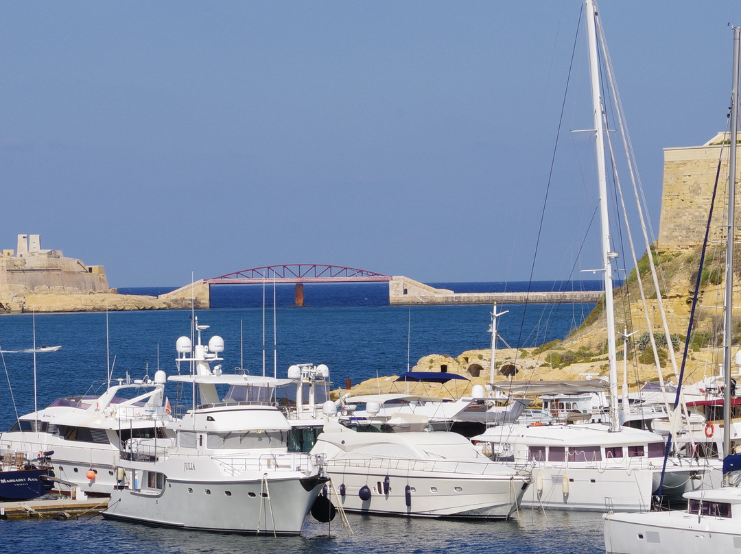 Breakwater Bridge-瓦莱塔必去景点