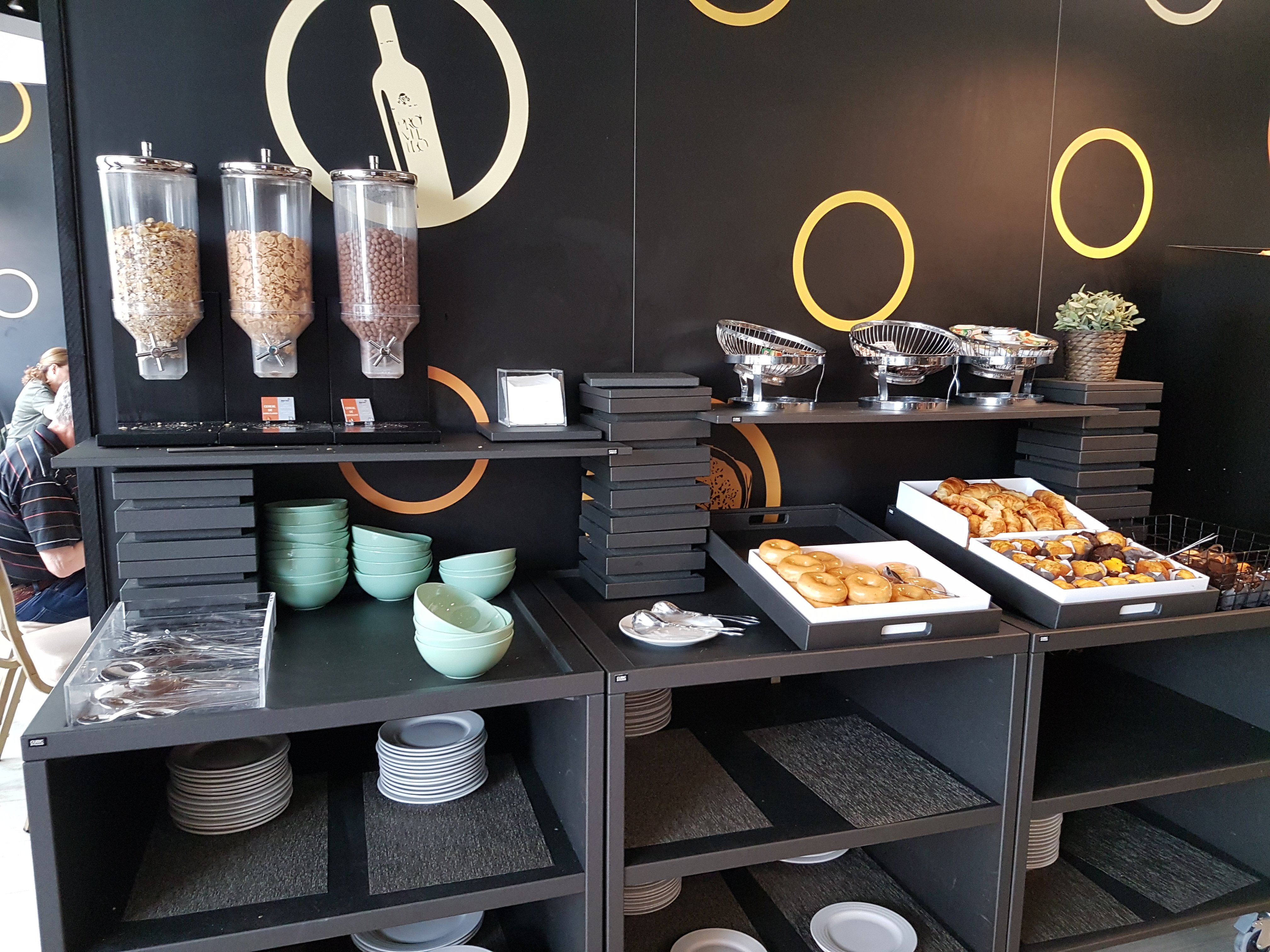 波尔图星级旅馆 - 廉价设计酒店-餐饮