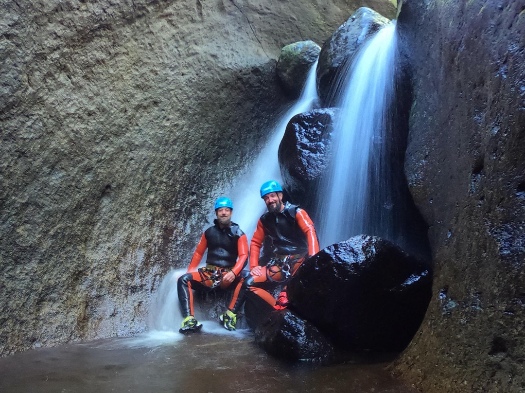 Ocidental Adventures-Santa Cruz das Flores必去景点
