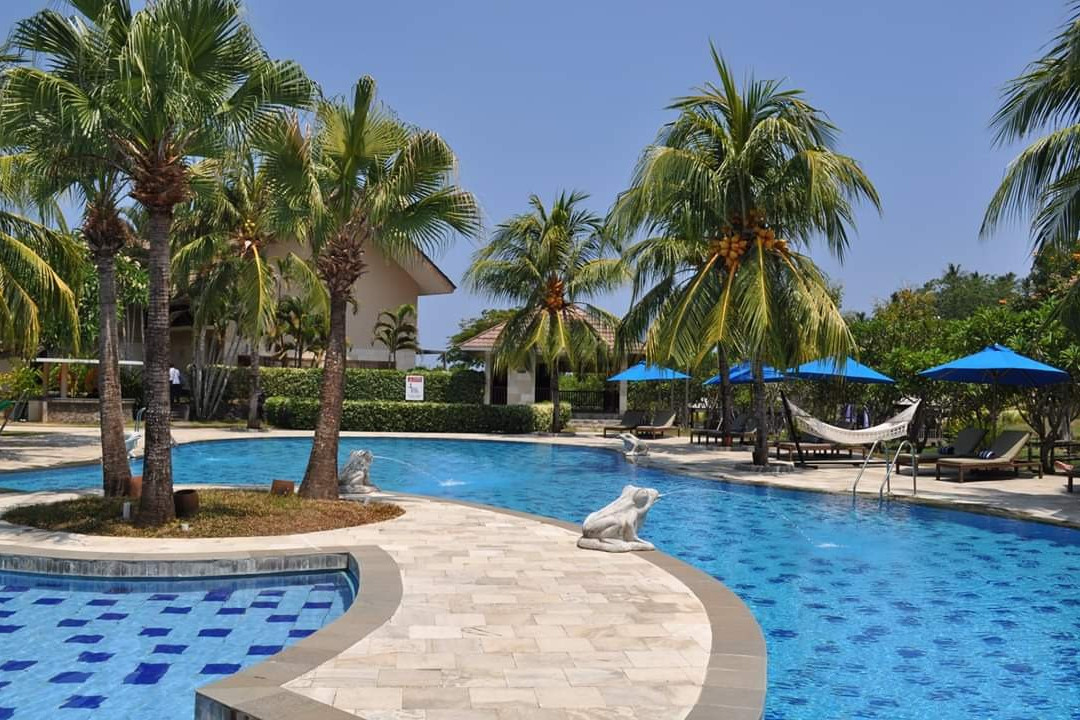 大鲁雷度假酒店主图