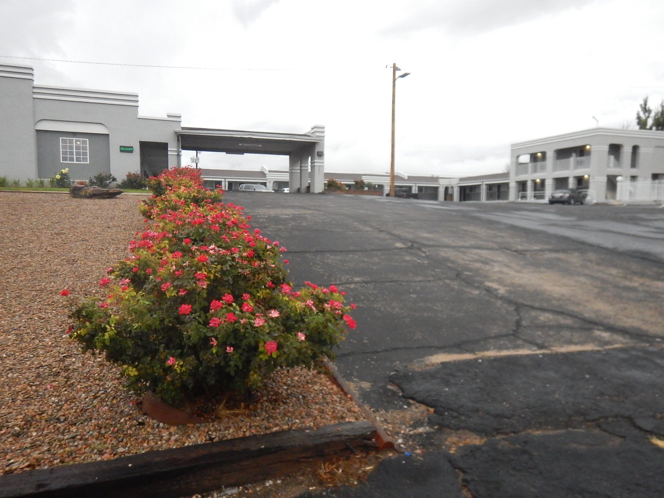Econo Lodge Inn & Suites-浴室
