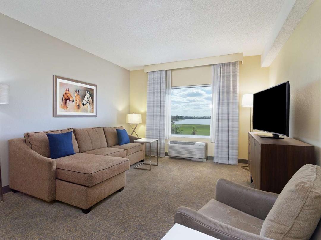Hampton Inn & Suites Wellington主图