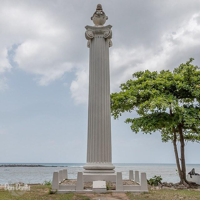 Columna Conmemorativa Naufragio Balandra Aurora景点图片