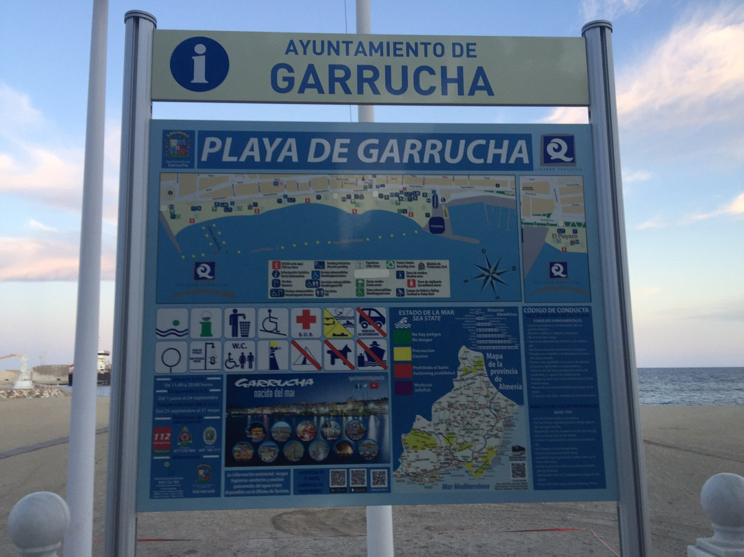 Garrucha Beach景点图片