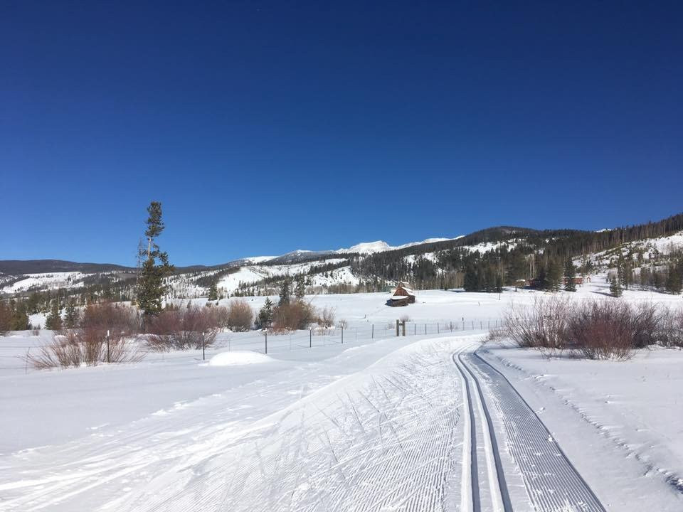 Devil's Thumb Ranch Cross Country Skiing景点图片