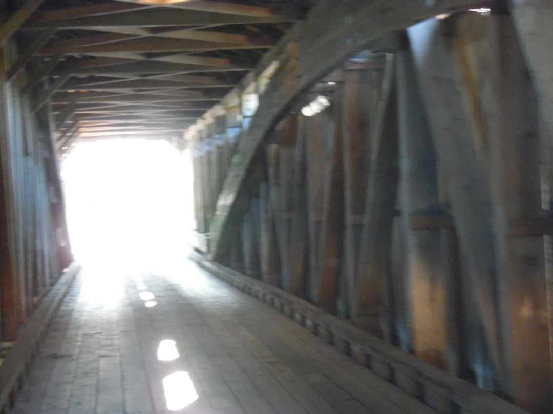 Pulp Mill Covered Bridge-Middlebury必去景点