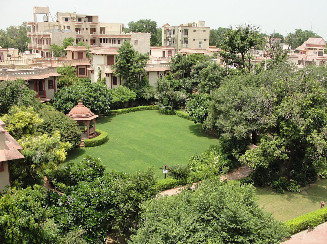MVT Guesthouse & Restaurant Vrindavan