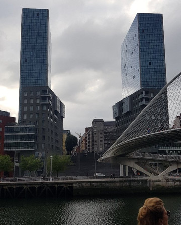 Freetour-毕尔巴鄂必去景点