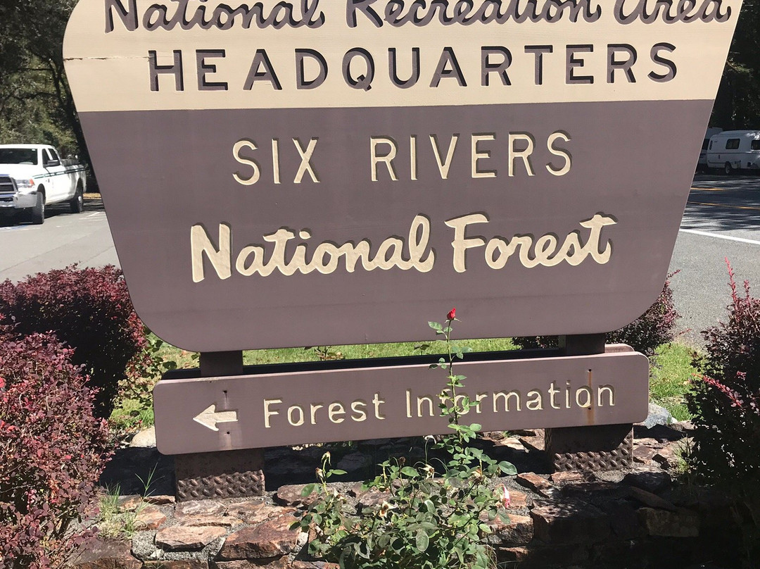 Smith River-Gasquet必去景点