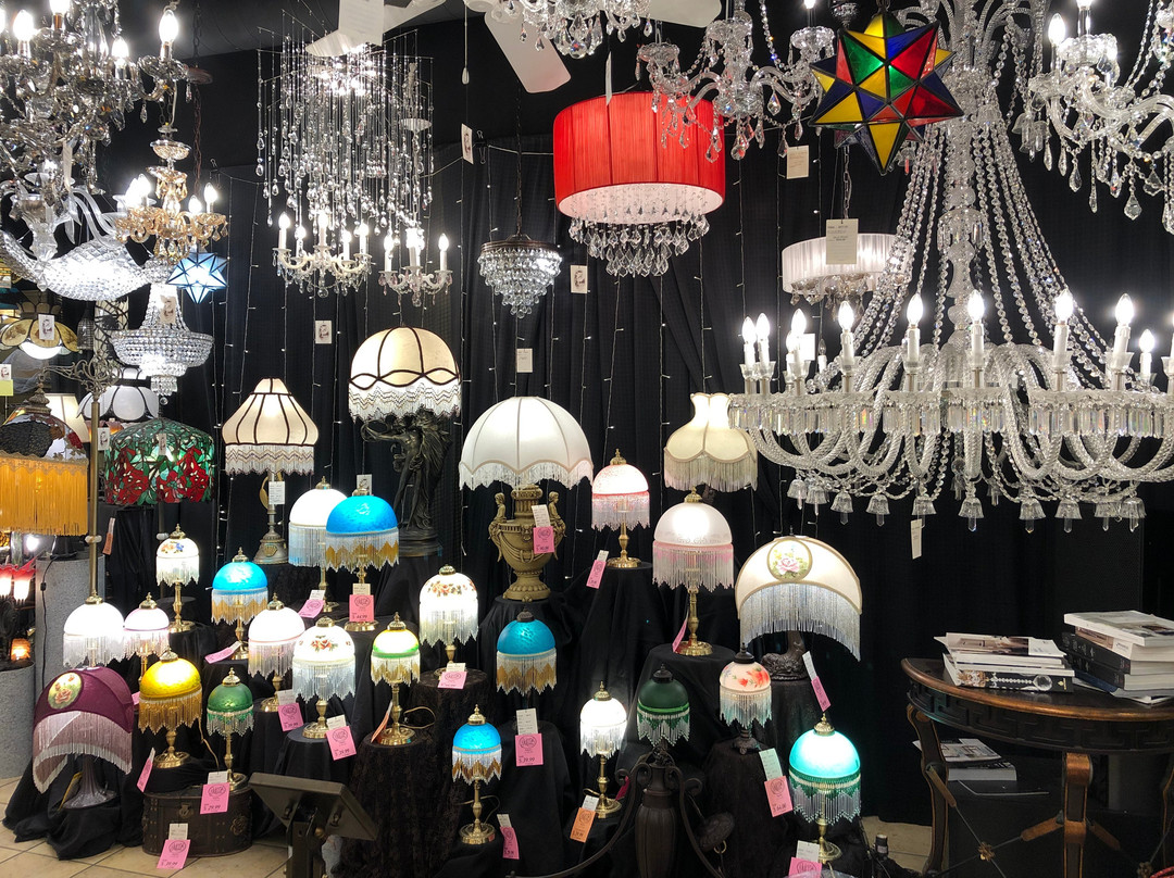 Meyda Tiffany Lighting-Yorkville必去景点