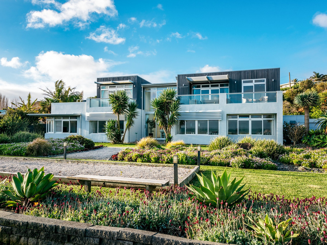 Waiheke Waterfront Lodge主图