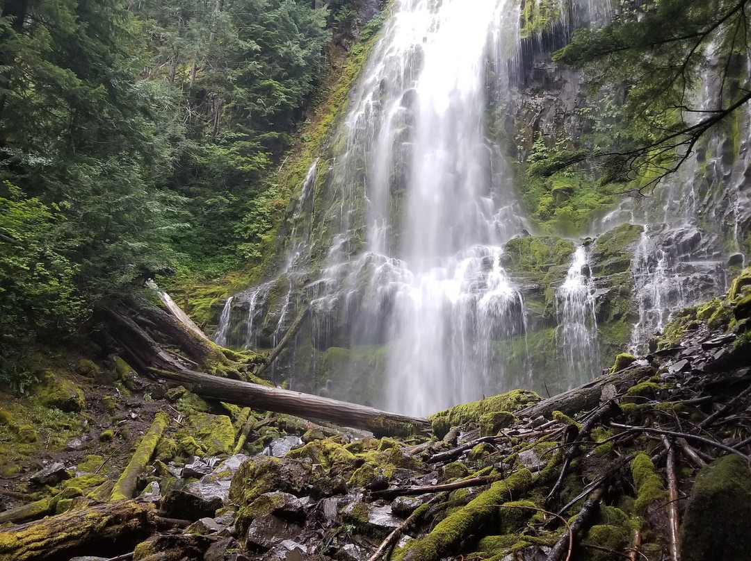 Proxy Falls-Sisters必去景点