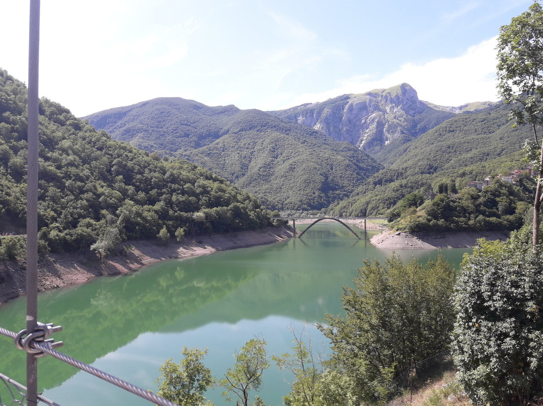 Lago Di Vagli景点图片