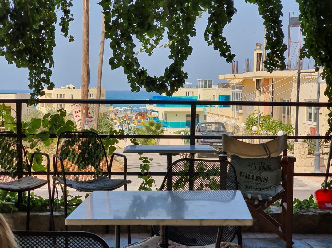 Hotel Alexandros M主图