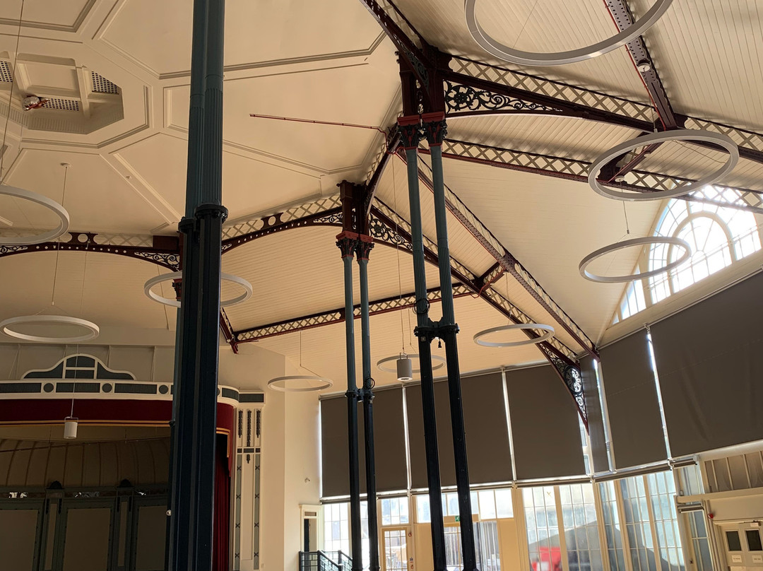 Pavilion Arts Centre-巴克斯顿必去景点