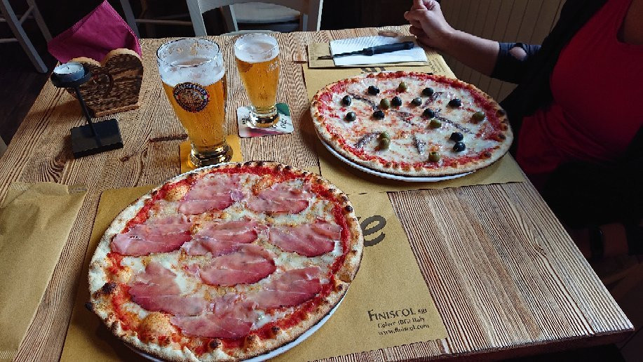 Pub Bucaneve-Colere必去景点