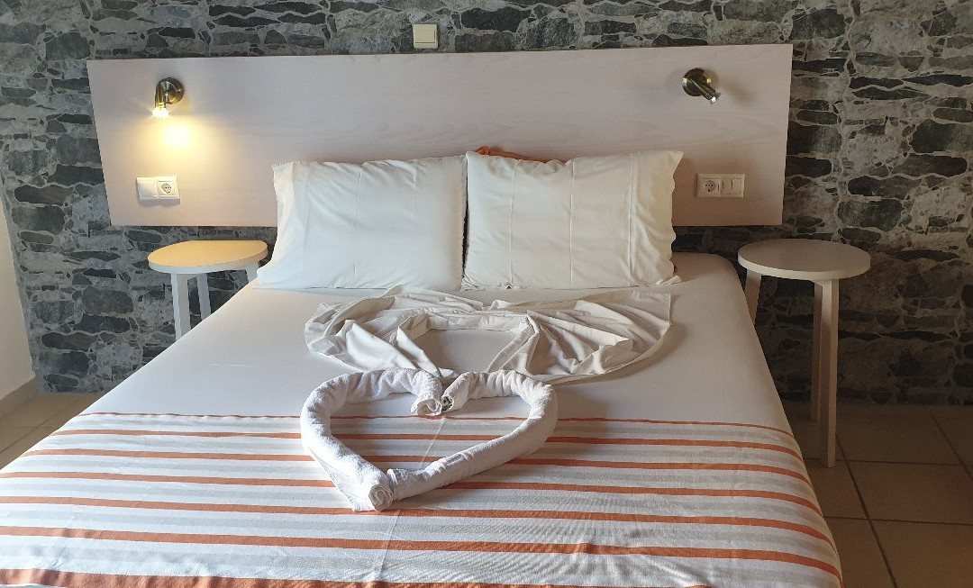 Loutro Holidays主图