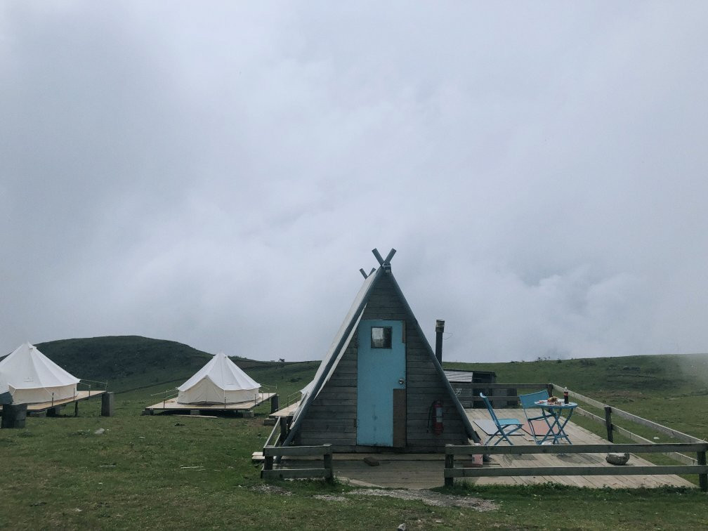 轿顶山景点图片