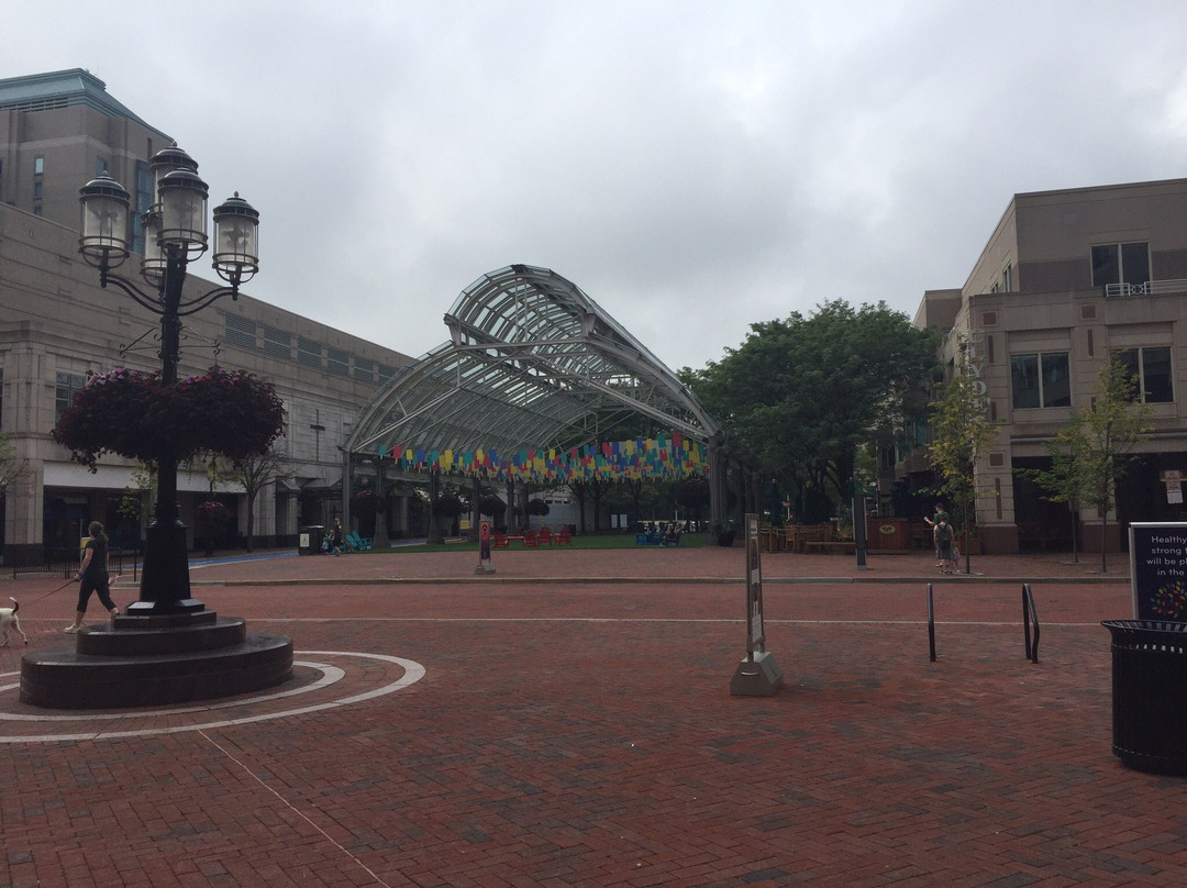 Reston Town Center景点图片
