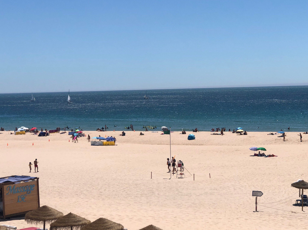 Carcavelos Surf School-卡卡维卢斯必去景点