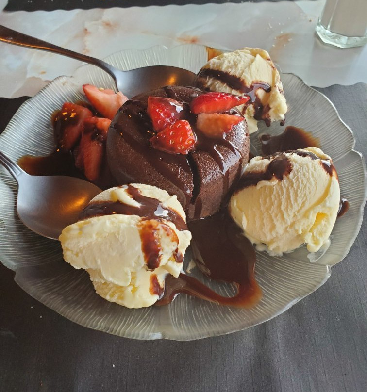 Deep Lake Lodge & Steak House