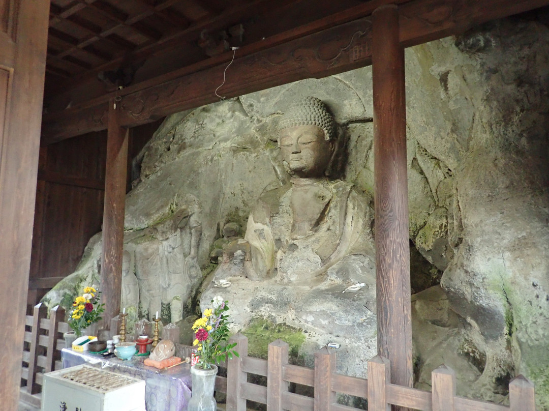 Oita Motomachi Stone Budda-大分市必去景点