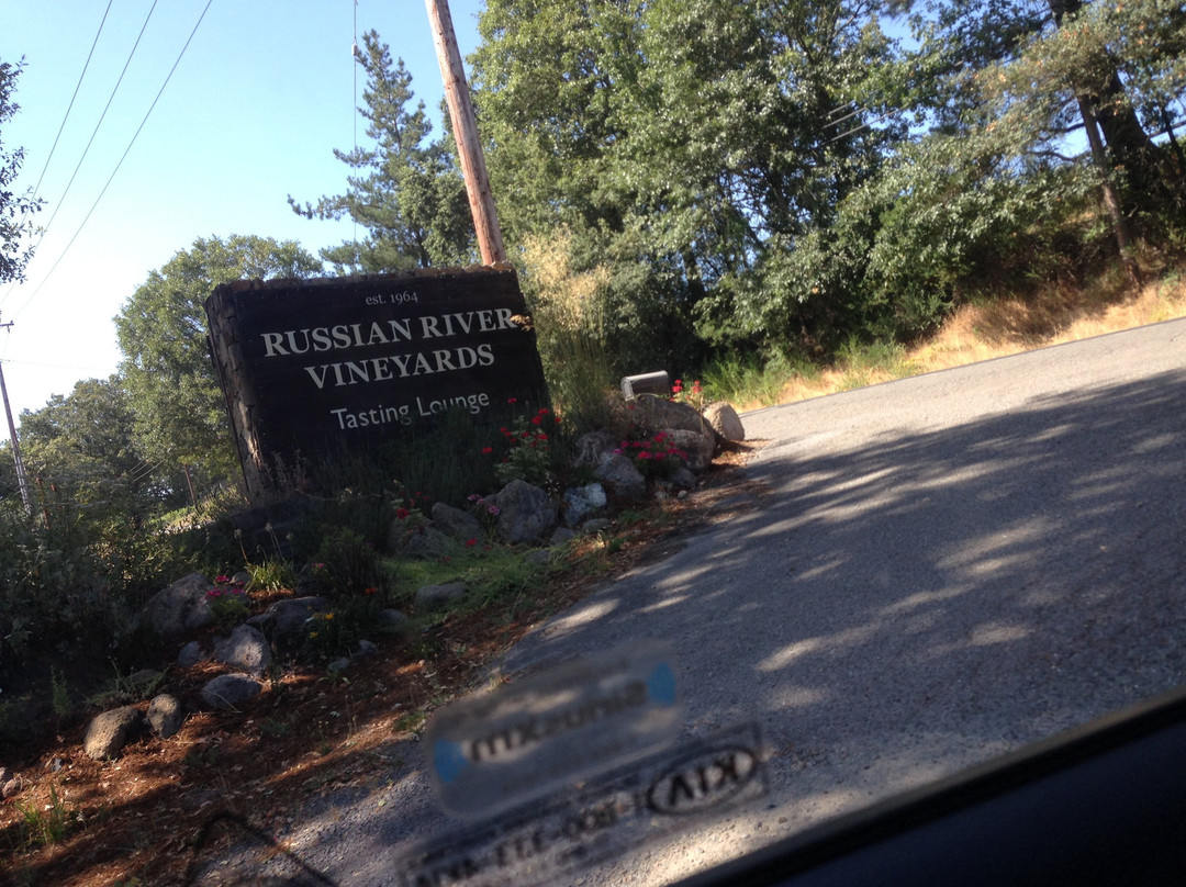 Russian River Vineyards景点图片