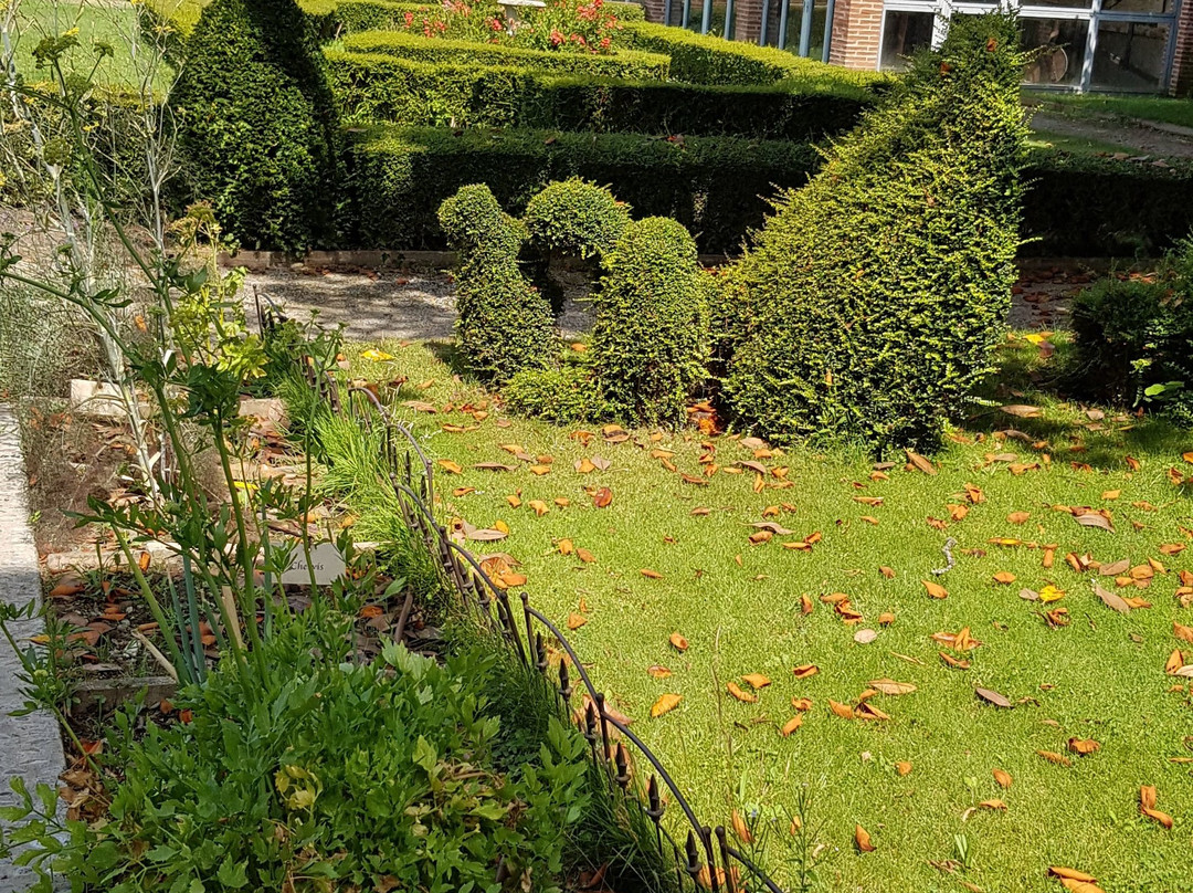 Musée Ardouin-Mazeres必去景点