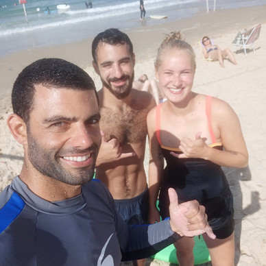 Surf With Itay-特拉维夫必去景点