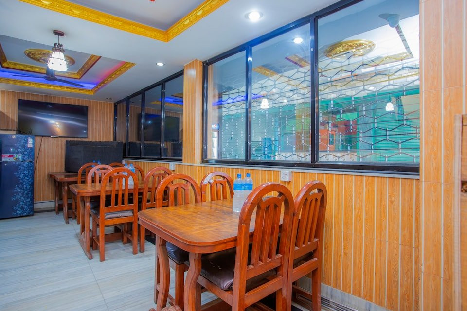 304 玛那玛酒店主图