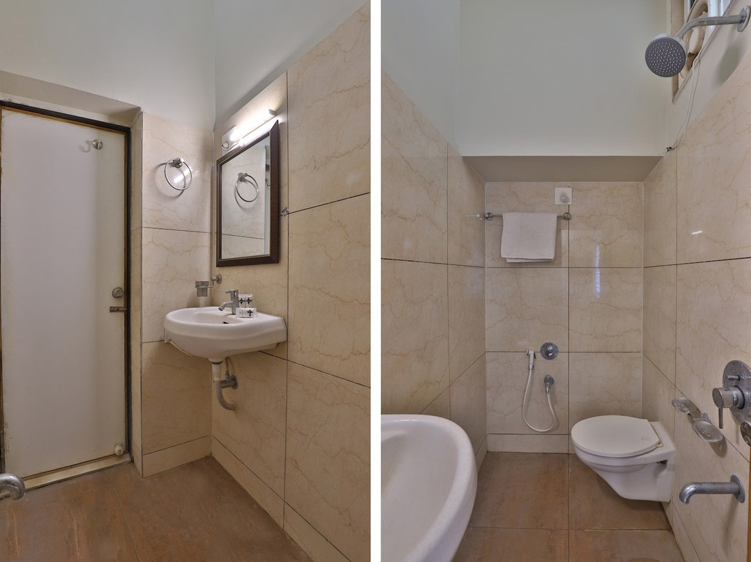 Hotel Om Palace And Party Plot Palitana主图