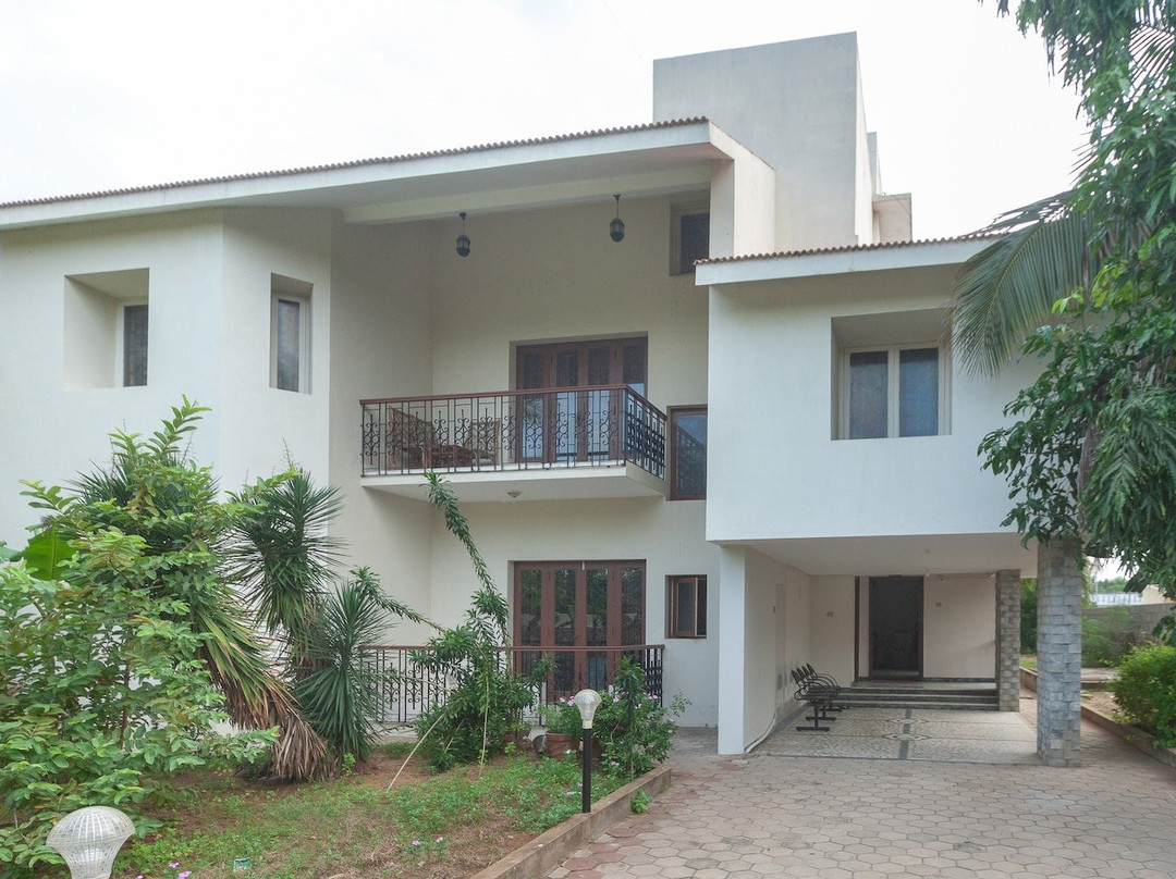 OYO 23212 Sea Cliff主图