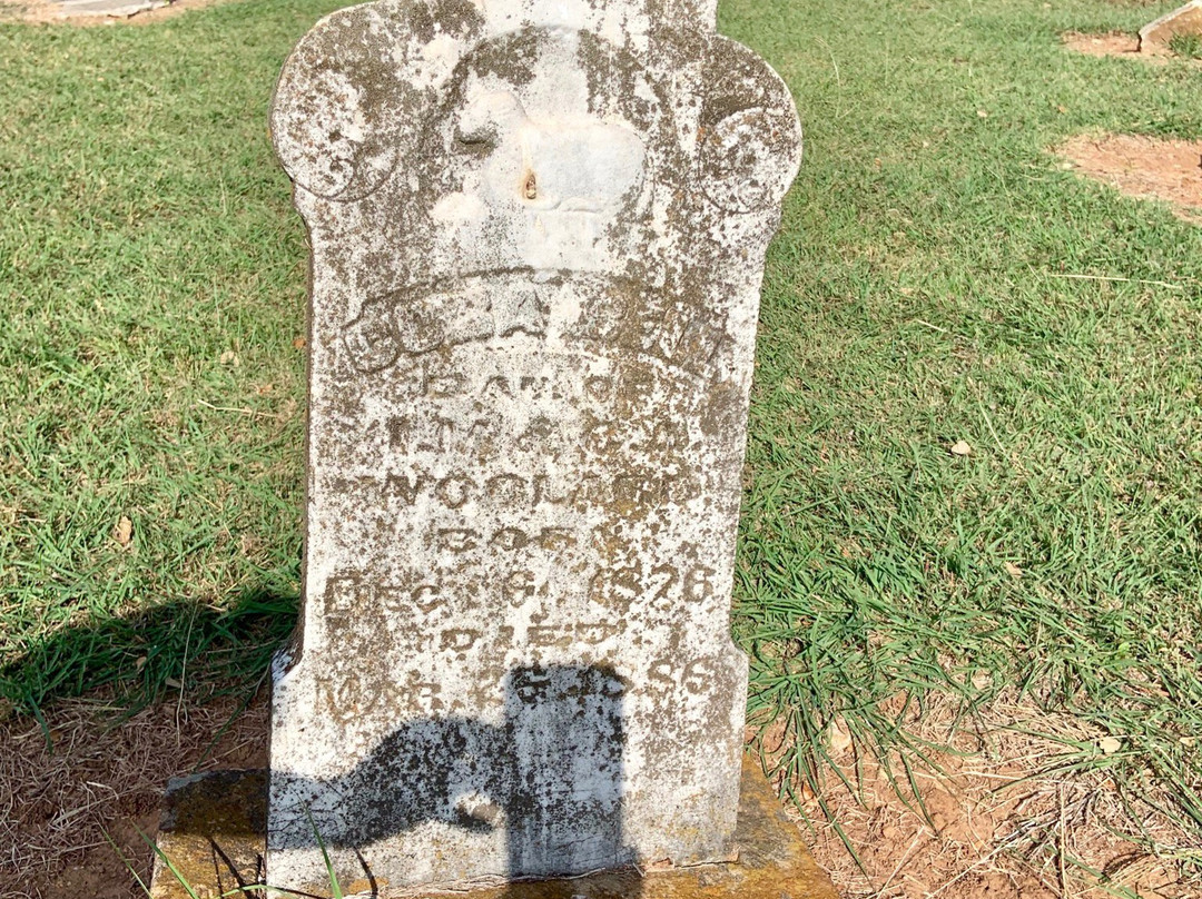 Granbury Cemetery-格兰伯里必去景点