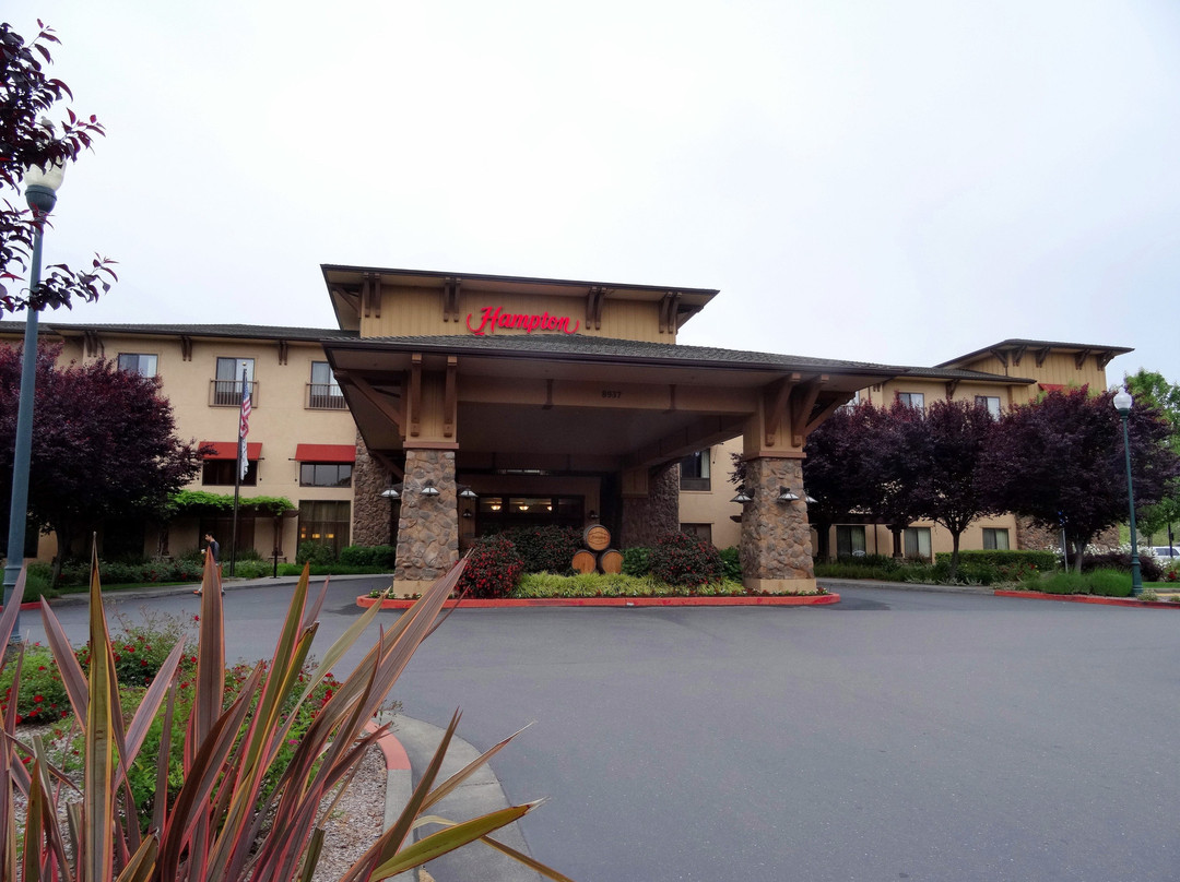 温莎索诺玛酒乡希尔顿恒庭旅馆&套房酒店主图