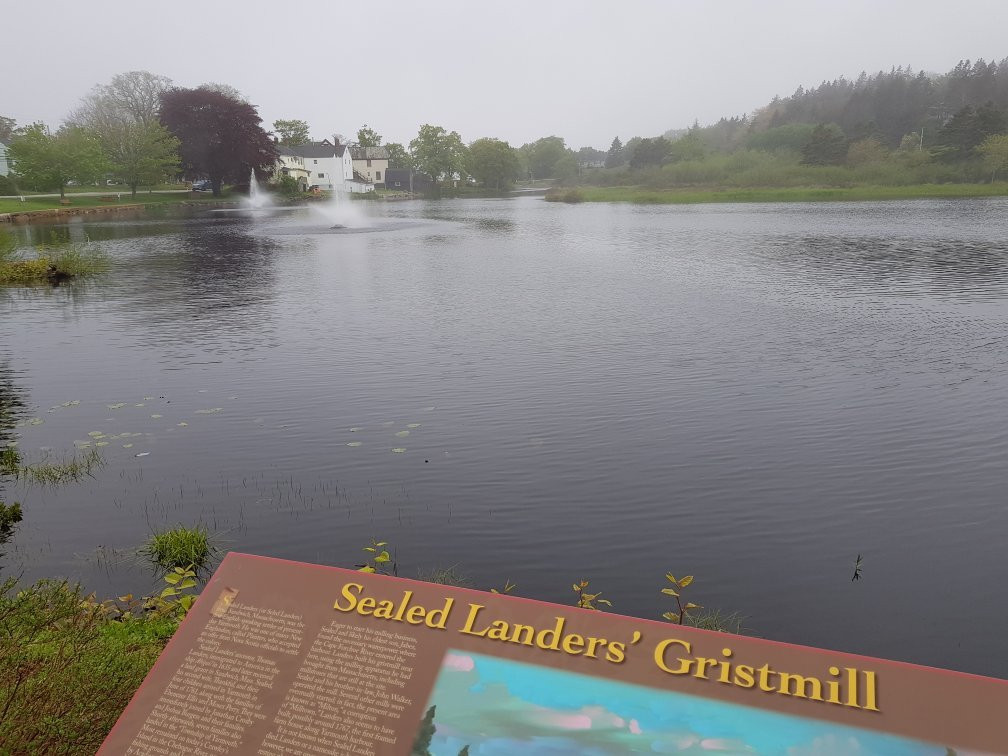 Sealed Landers Park-Yarmouth必去景点