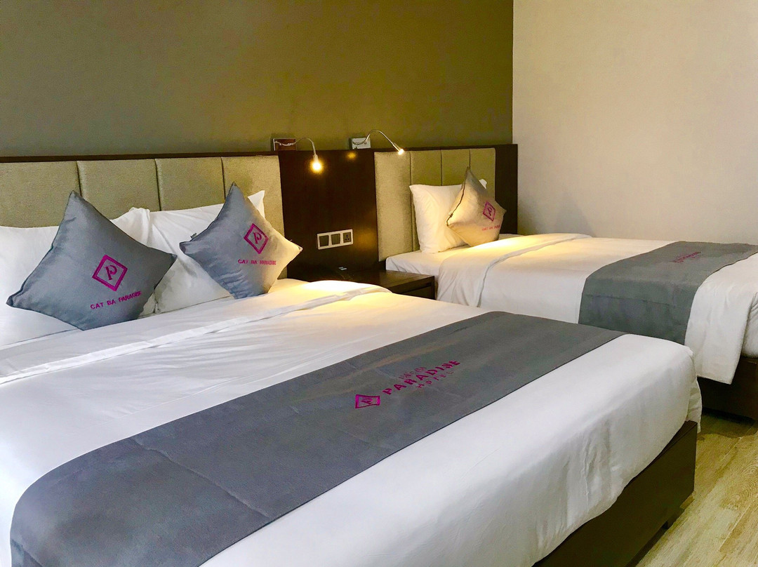 Cat Ba Paradise Hotel - Sky Bar & Massage