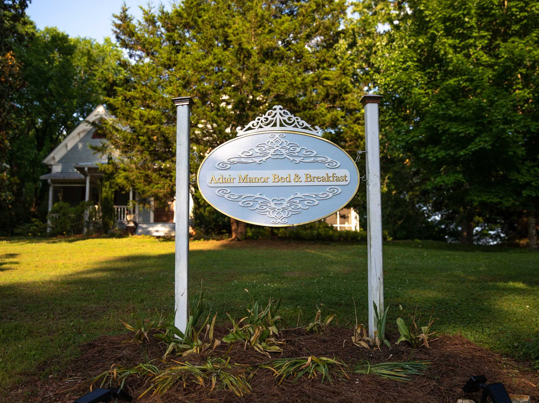 Adair Manor Bed and Breakfast主图