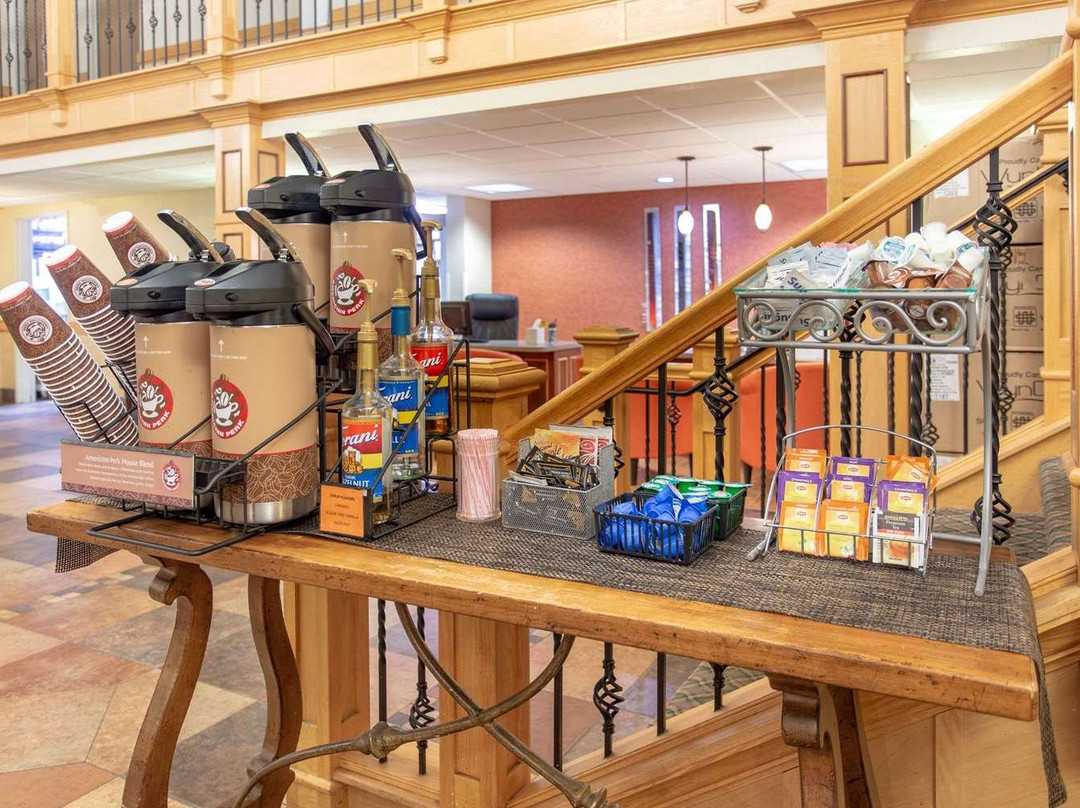 AmericInn by Wyndham Sheboygan主图