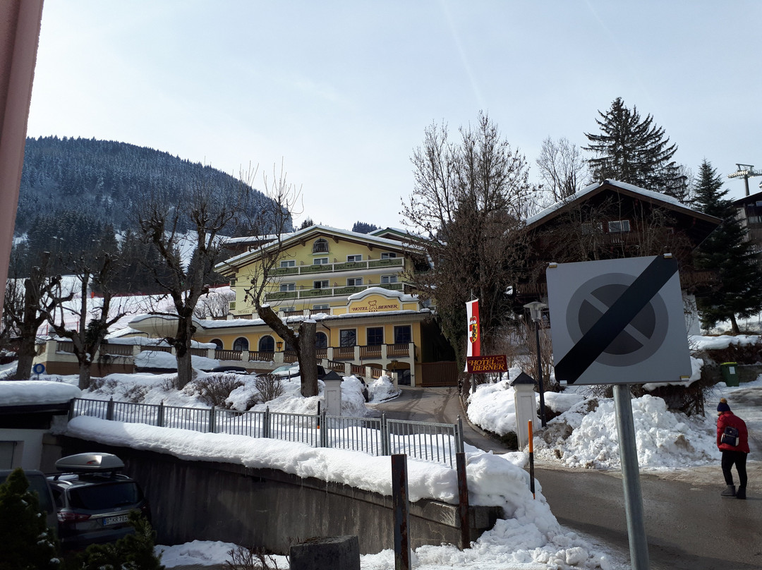 Hotel Berner Zell am See主图
