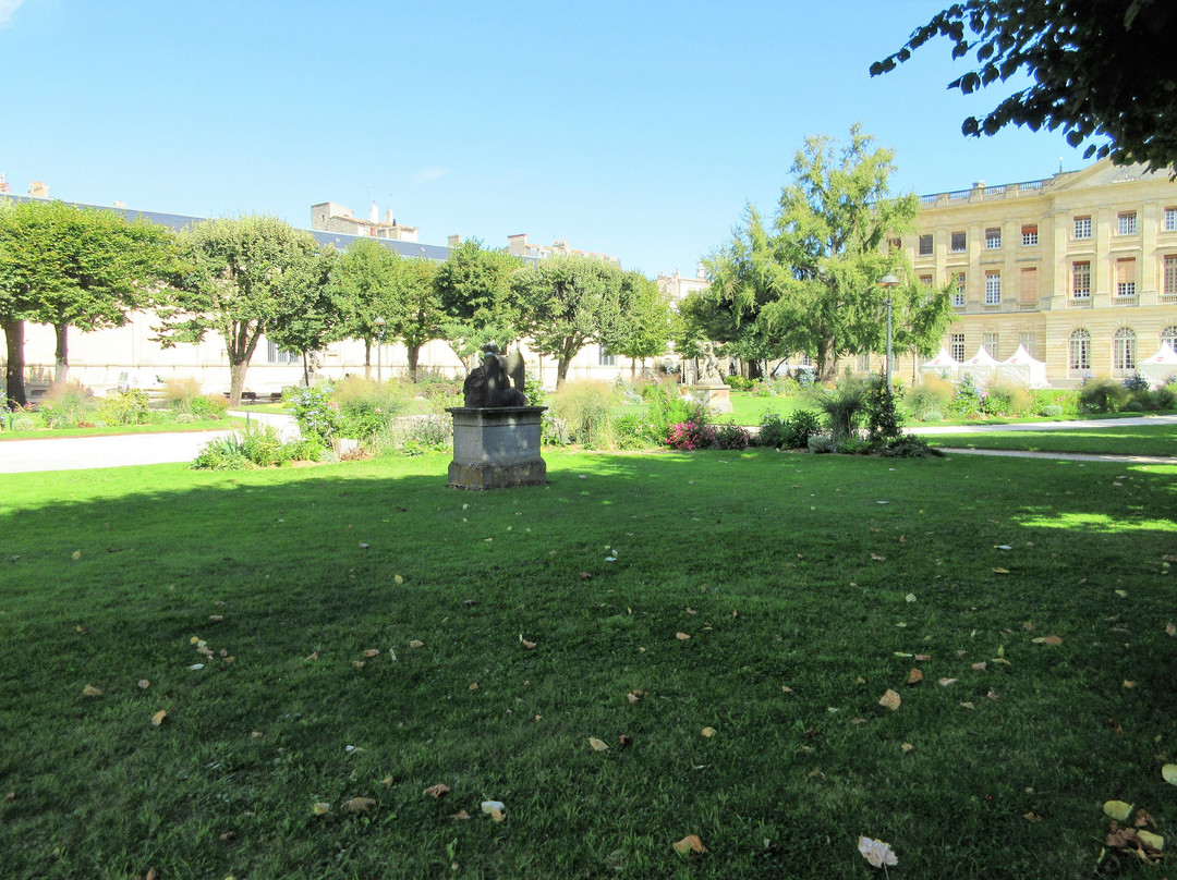 Le Jardin de la Mairie景点图片