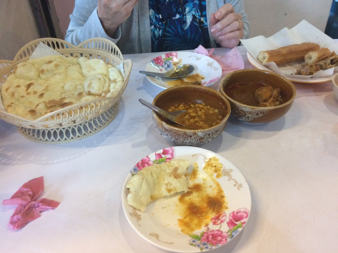 Phra That Pha Daeng餐馆和美食-Lucky Tea Garden