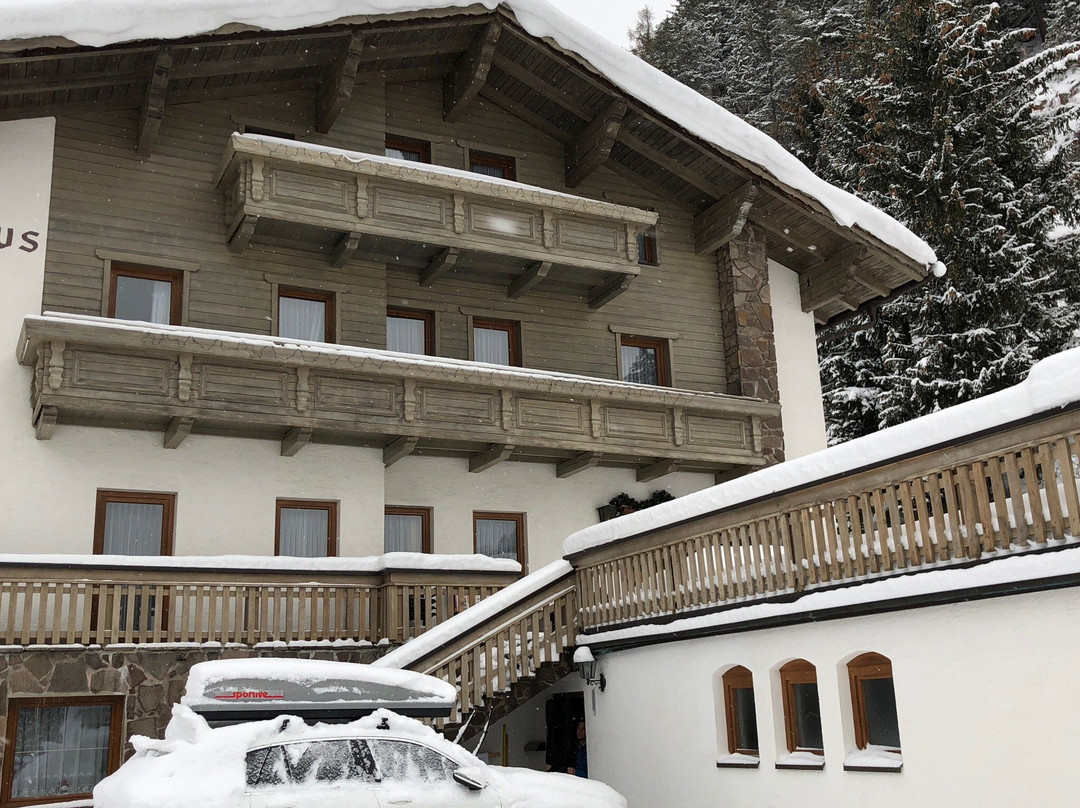 Hotel Pettneuerhof主图