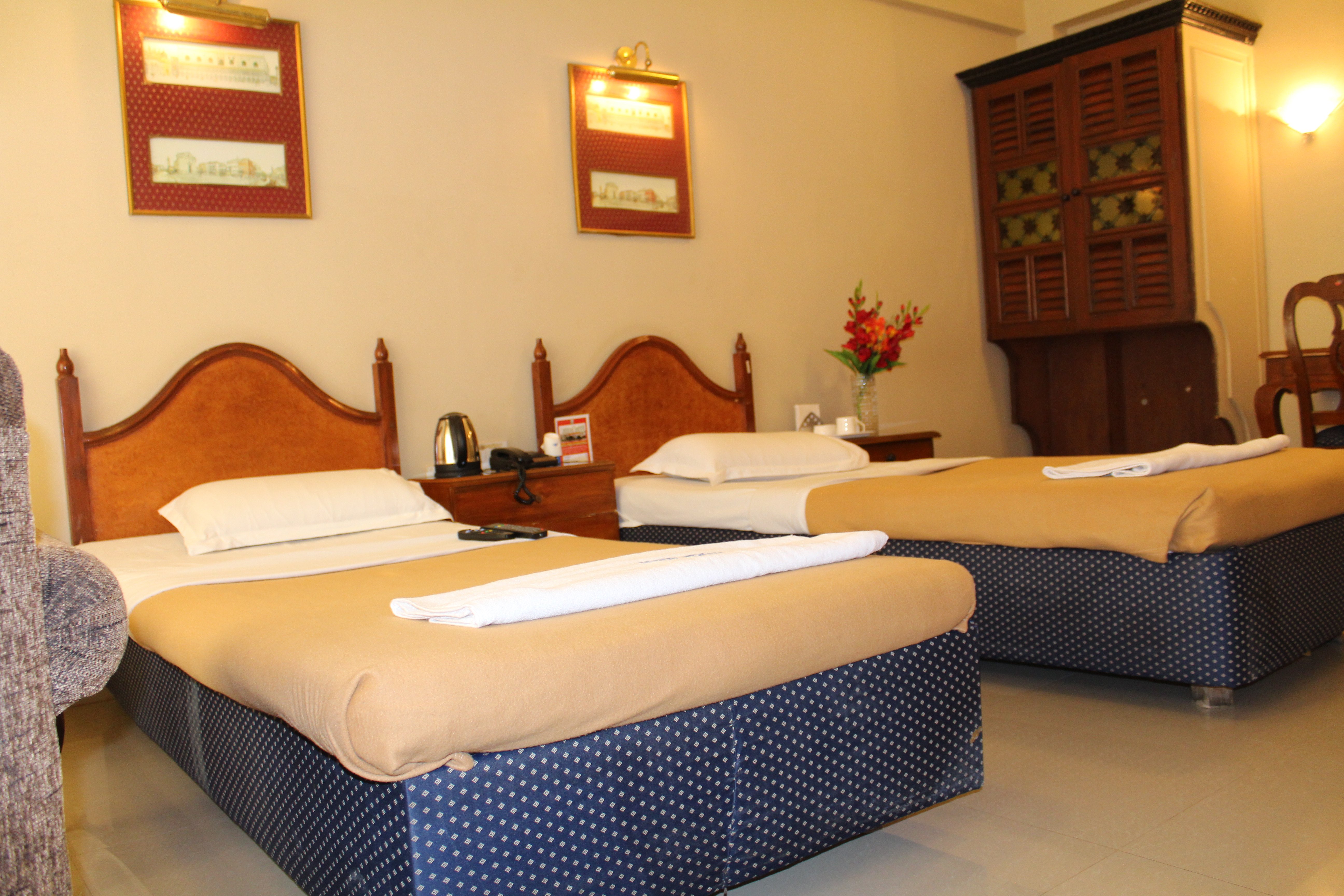 Hotel Pooja International-官方