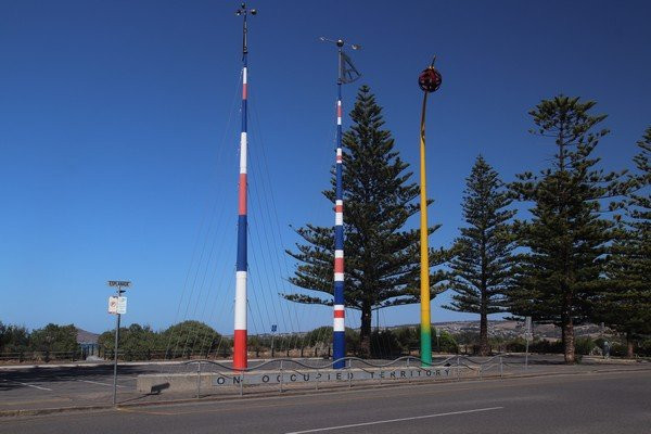 Encounter Poles-维克多港必去景点