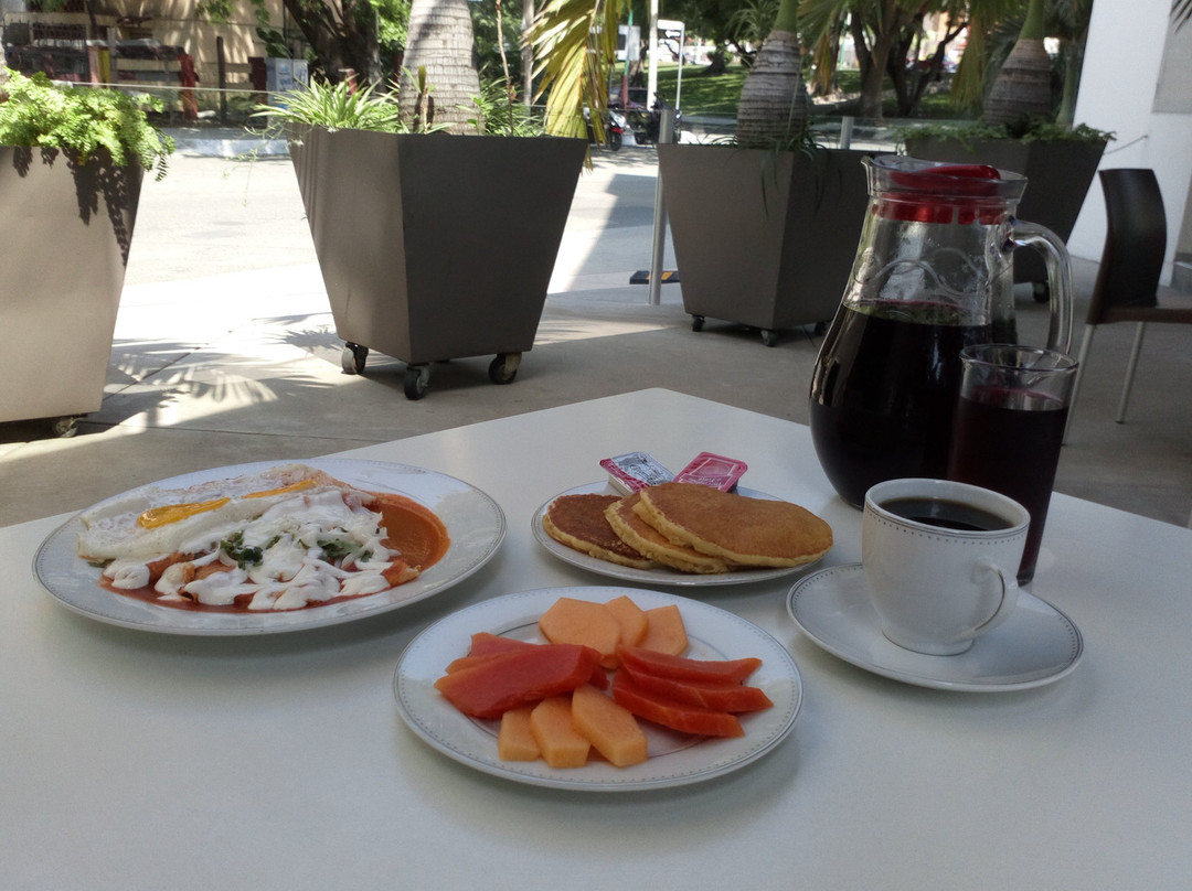 AM Hotel & Plaza主图