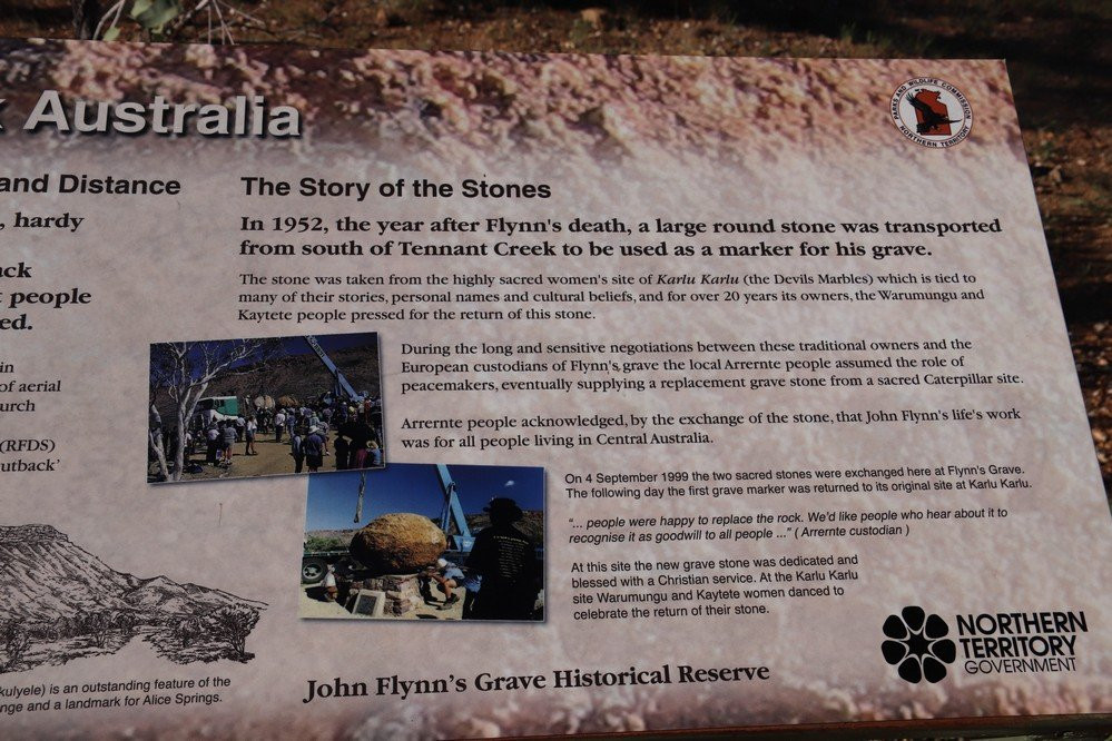 John Flynn's Grave Historical Reserve景点图片