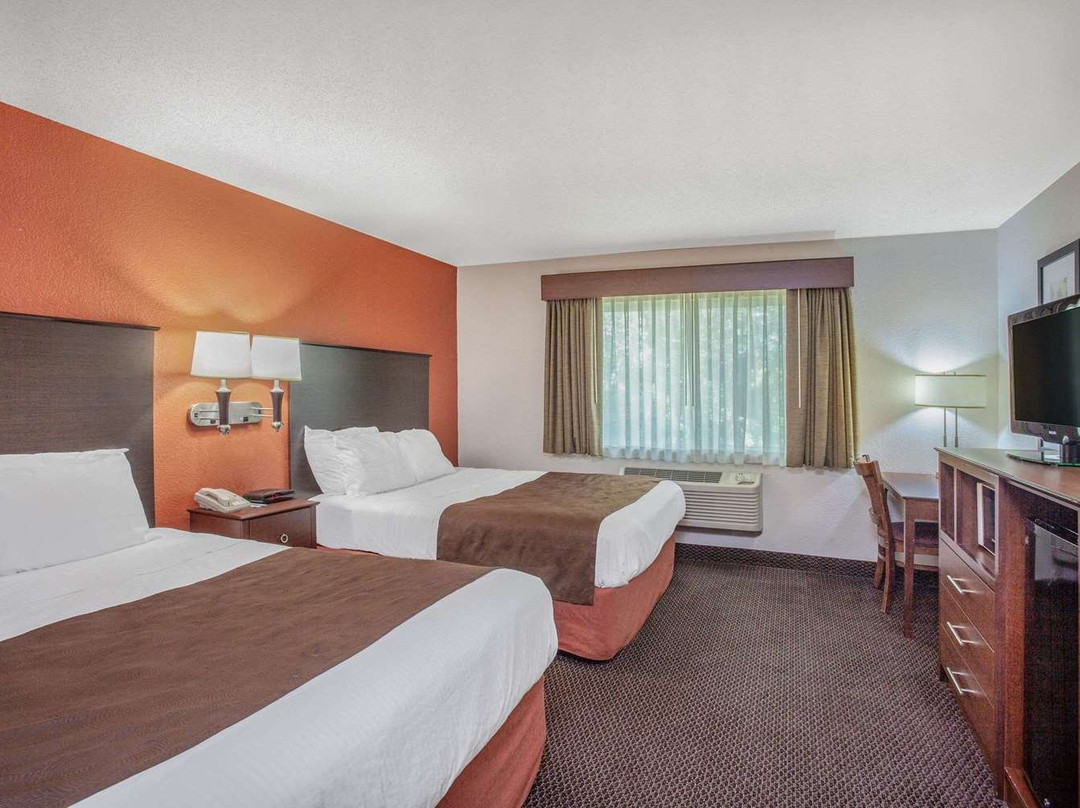 AmericInn by Wyndham White Bear Lake St. Paul主图