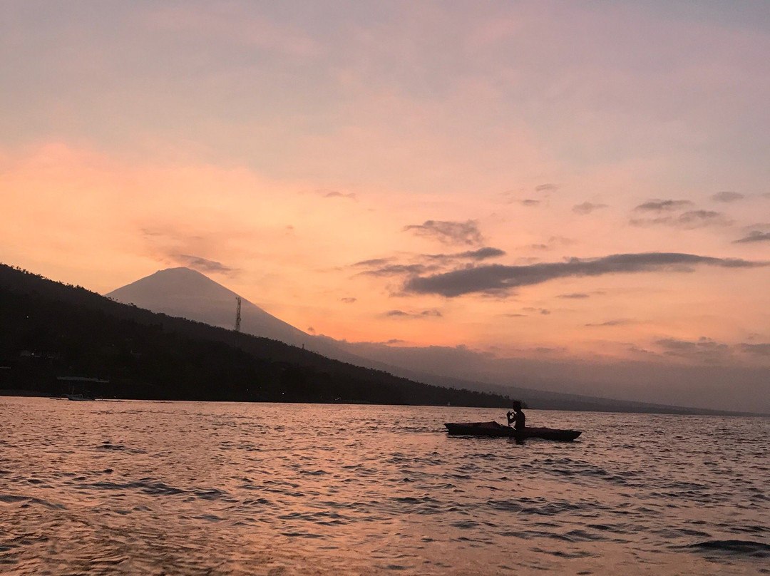 Amed Canoe景点图片